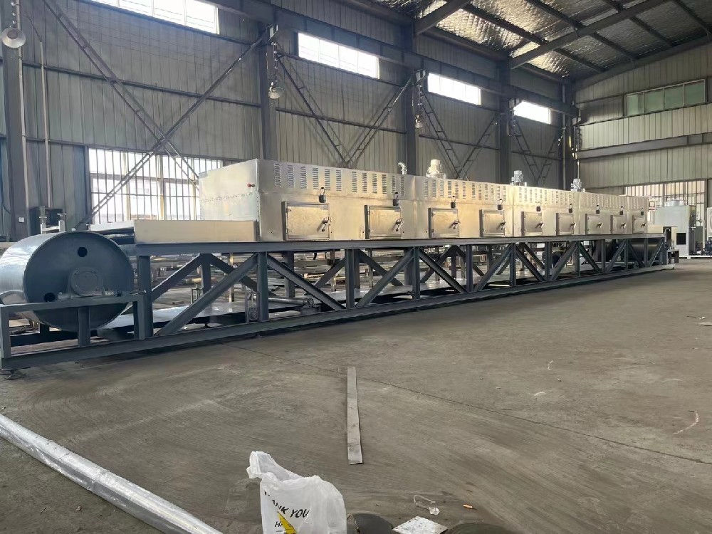 不銹鋼網(wǎng)帶微波高溫加熱設備